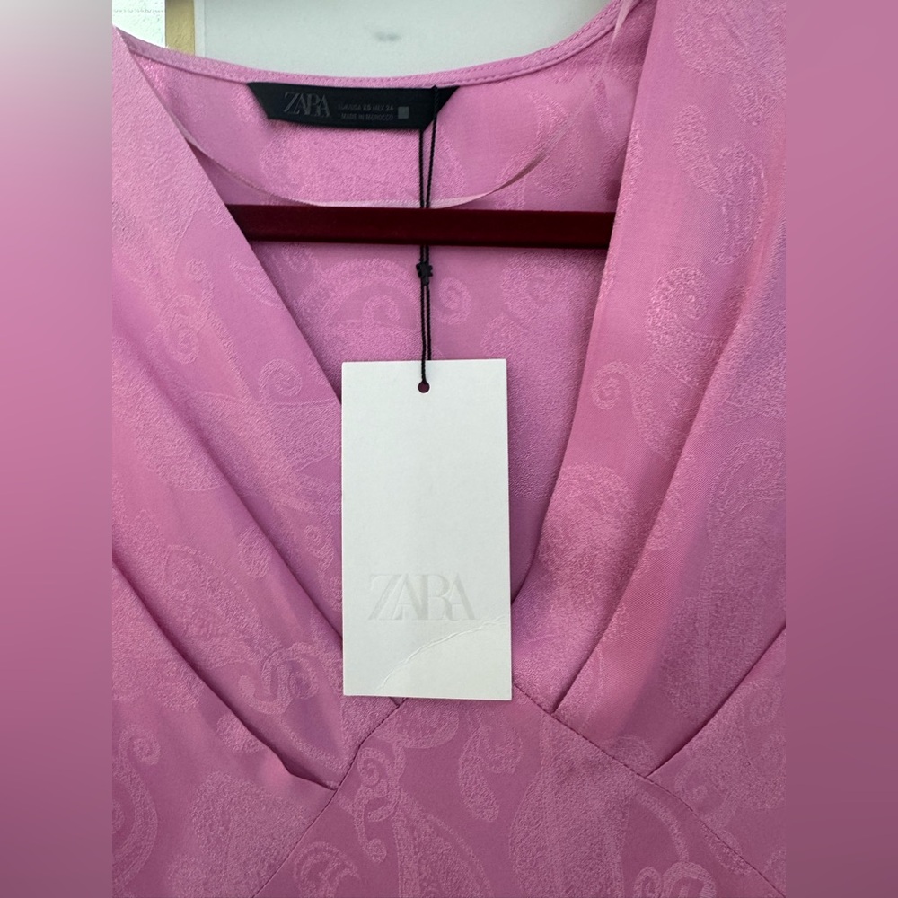 Elegant Pink Long Sleeve Dress - Picture 3 of 5